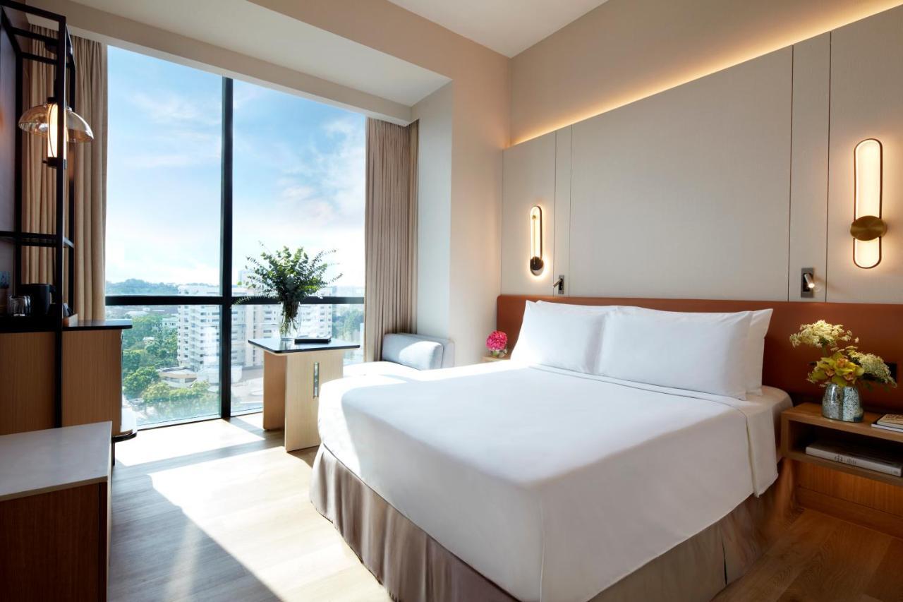 Momentus Hotel Alexandra Singapore Exterior photo