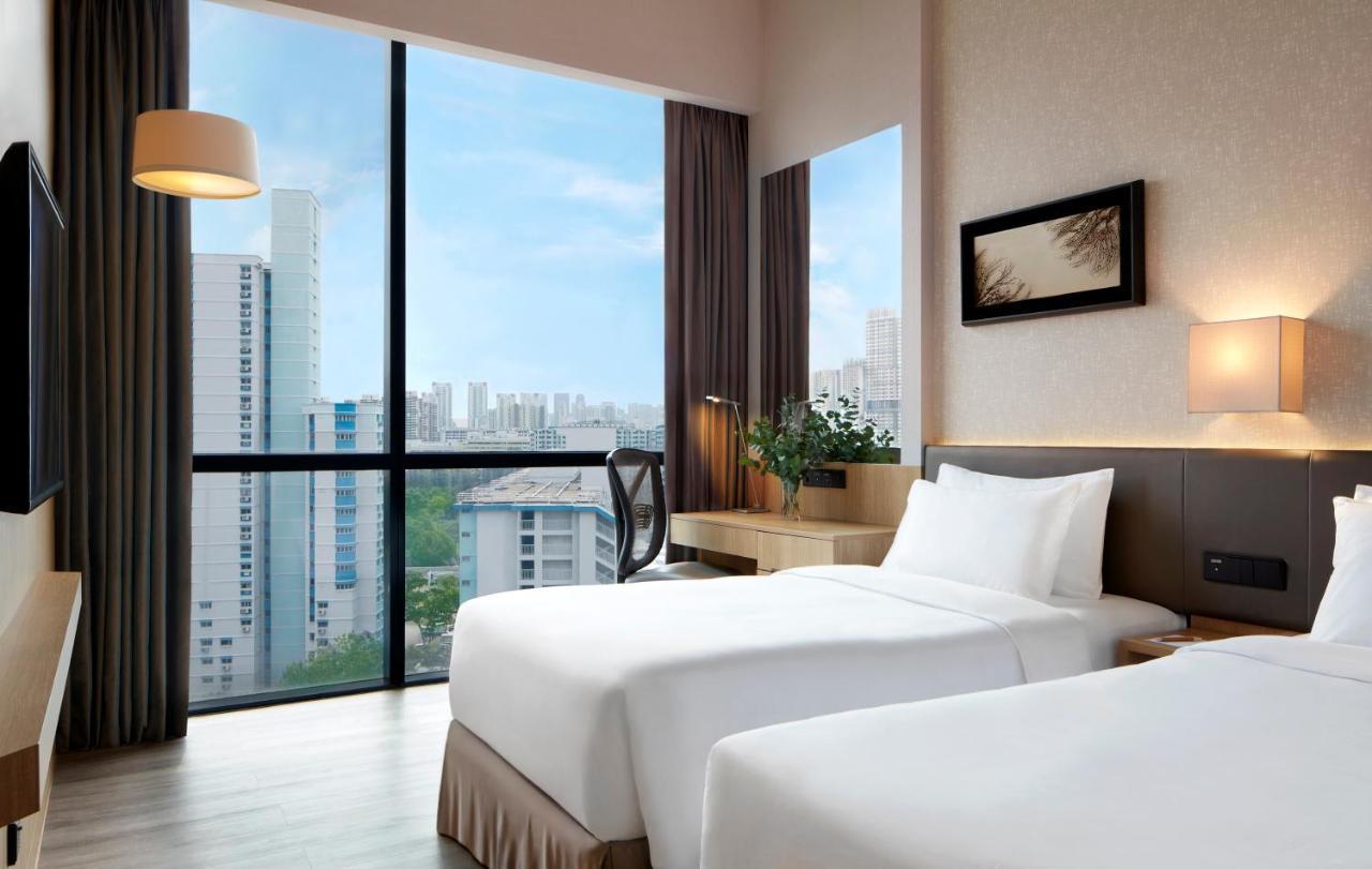 Momentus Hotel Alexandra Singapore Exterior photo