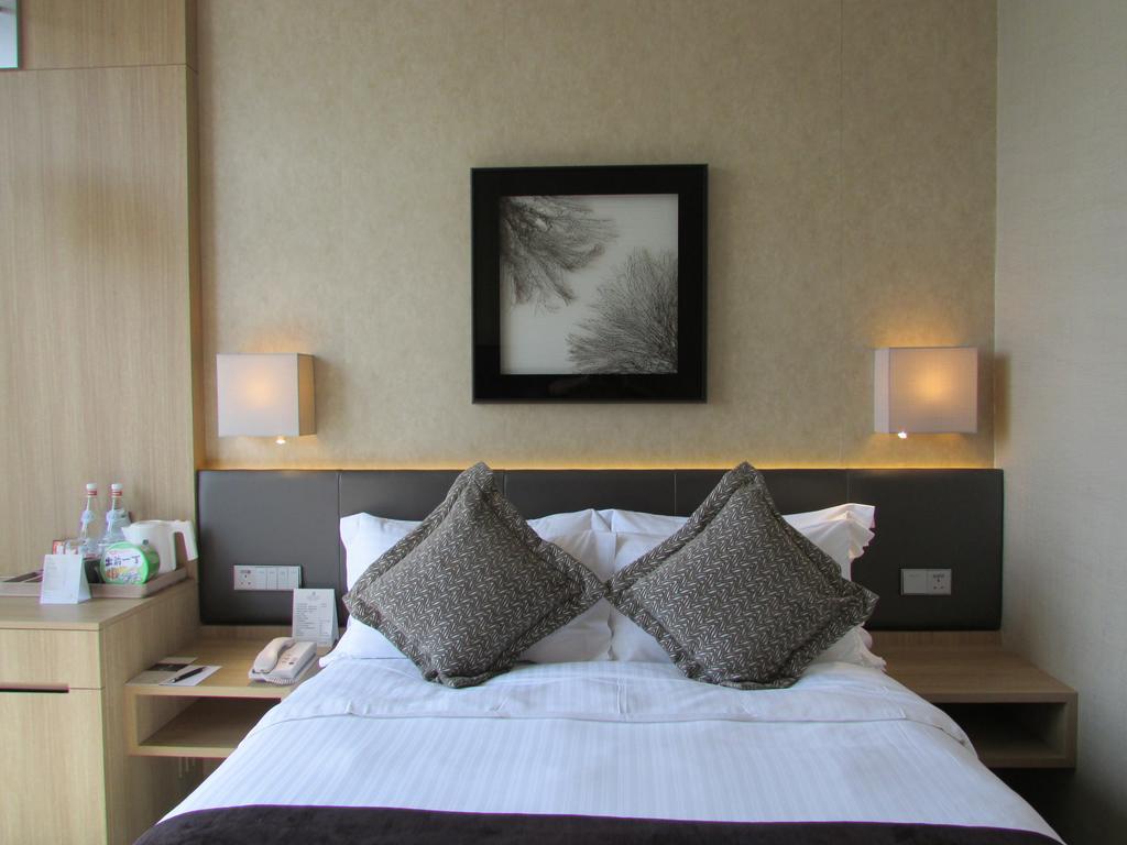Momentus Hotel Alexandra Singapore Exterior photo