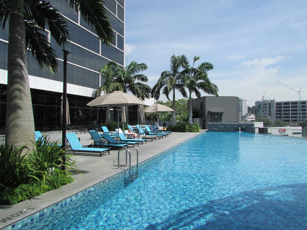 Momentus Hotel Alexandra Singapore Exterior photo