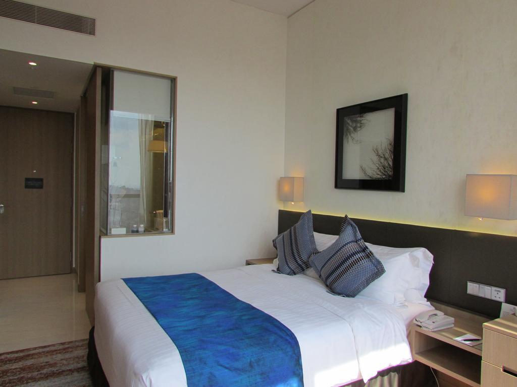 Momentus Hotel Alexandra Singapore Exterior photo